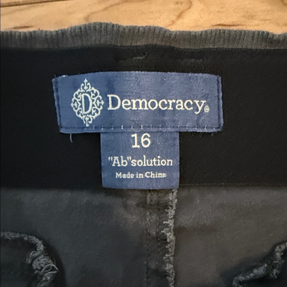 Women’s Black Camo Cargo Pants - Picture 2 of 2